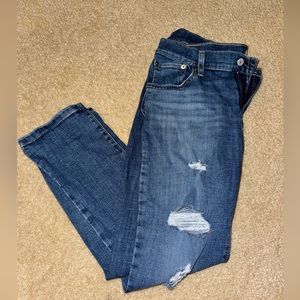 Levi’s Boyfriend Ripped Jeans